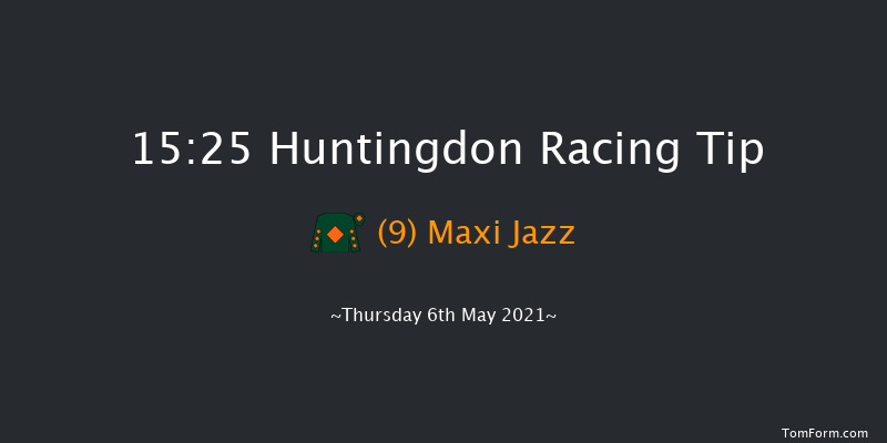 Racing TV Novices' Handicap Chase Huntingdon 15:25 Handicap Chase (Class 5) 24f Mon 12th Apr 2021