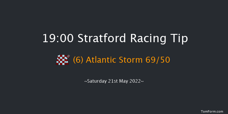 Stratford 19:00 Handicap Chase (Class 3) 17f Sun 15th May 2022